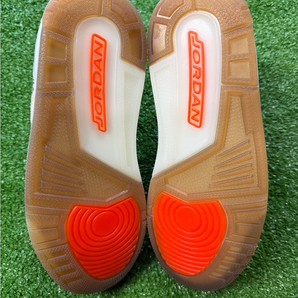 Jordan 3 Retro WNBA Desert Camo (Women's) - Picture 3 of 7